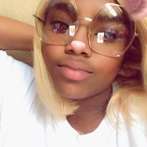 Meet your Posher, Jasmine